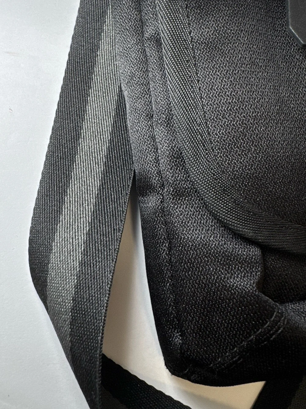 Sherpani Sadie Crossbody Bag in raven black